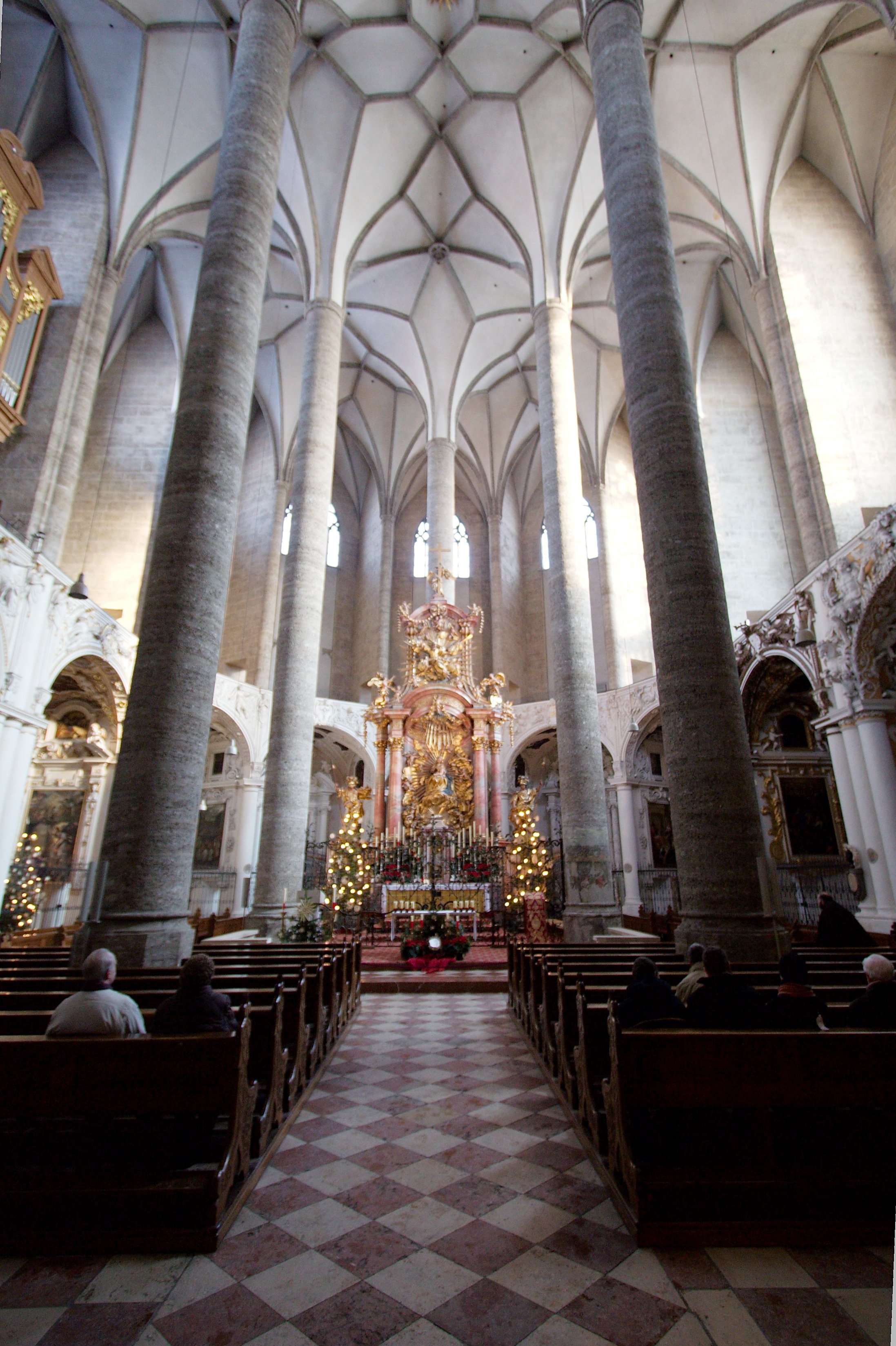 Franzikanerkirche Salzburg_Altar